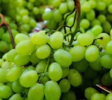 Close up grapes sale market stall 360x320